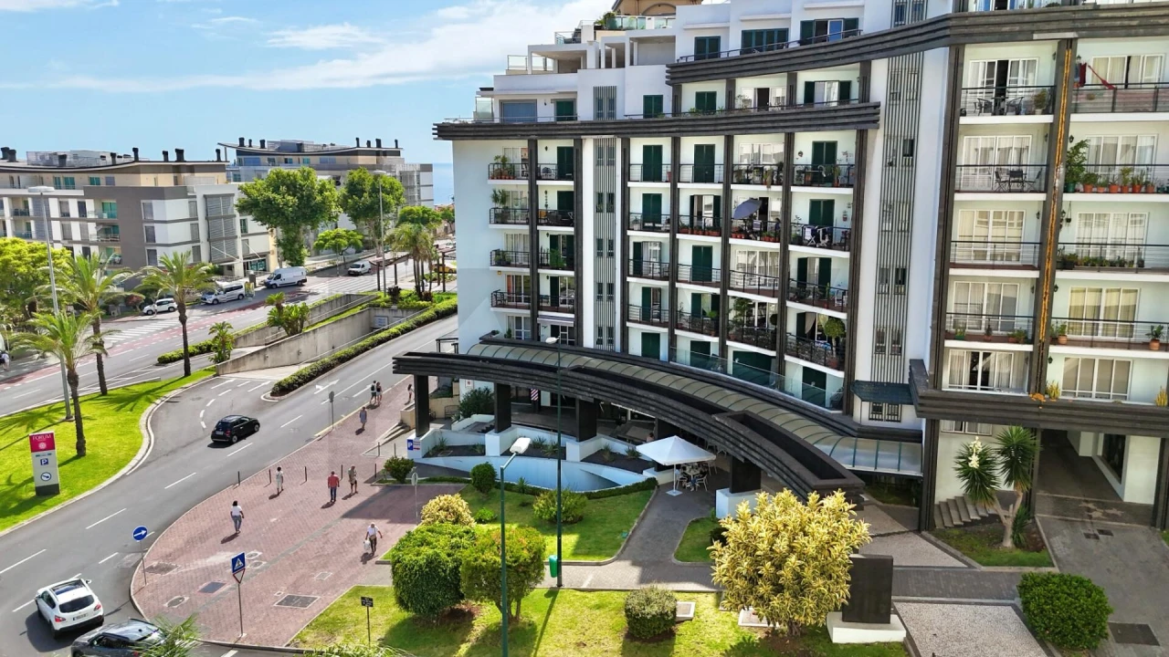 Apartamento T1 para Venda em São Martinho Foto 11