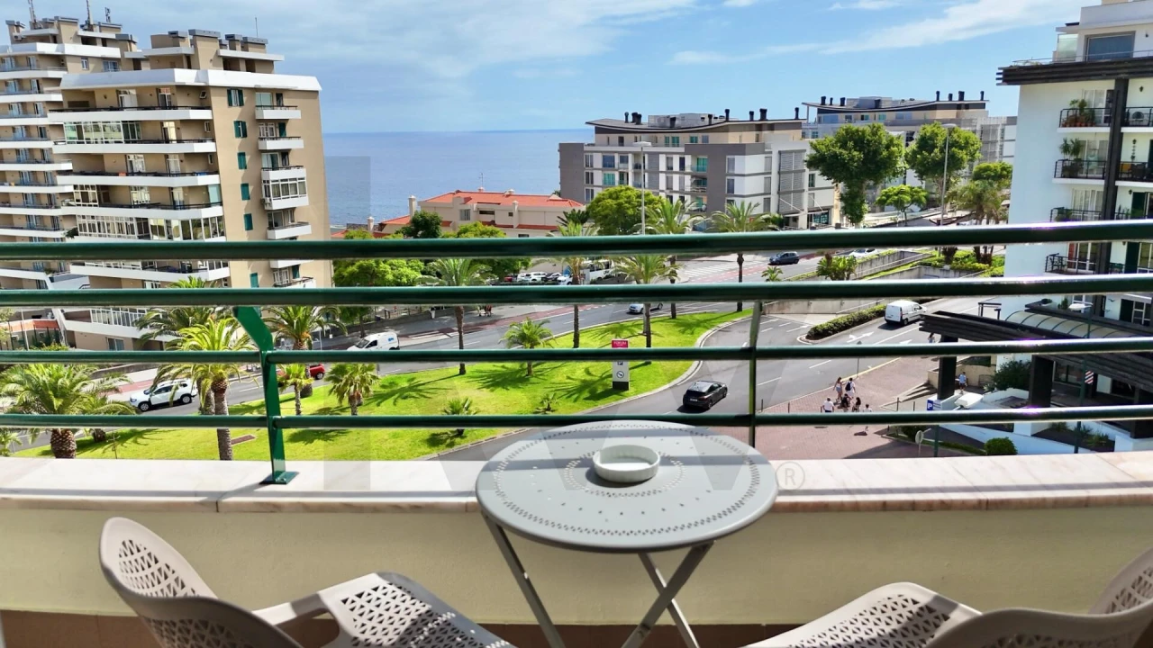 Apartamento T1 para Venda em São Martinho Foto 9