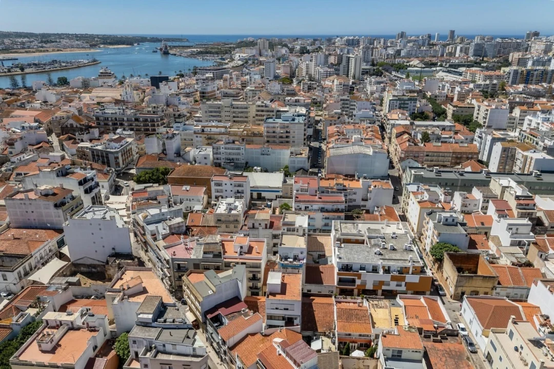 Apartamento T2 para Venda em Portimão Foto 3