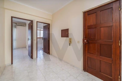 Apartamento T2 para Venda em Portimão