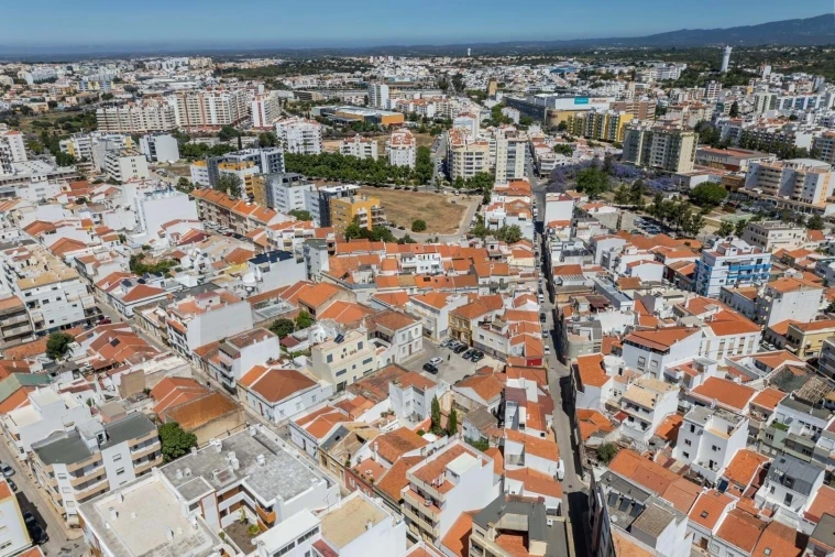 Apartamento T2 para Venda em Portimão Foto 36
