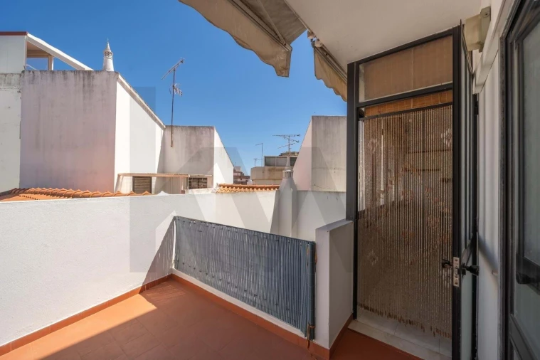 Apartamento T2 para Venda em Portimão Foto 19