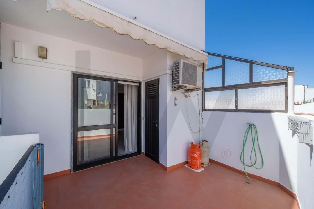 Apartamento T2 para Venda em Portimão Foto 20