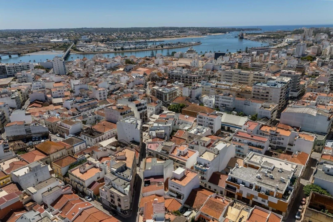 Apartamento T2 para Venda em Portimão Foto 34