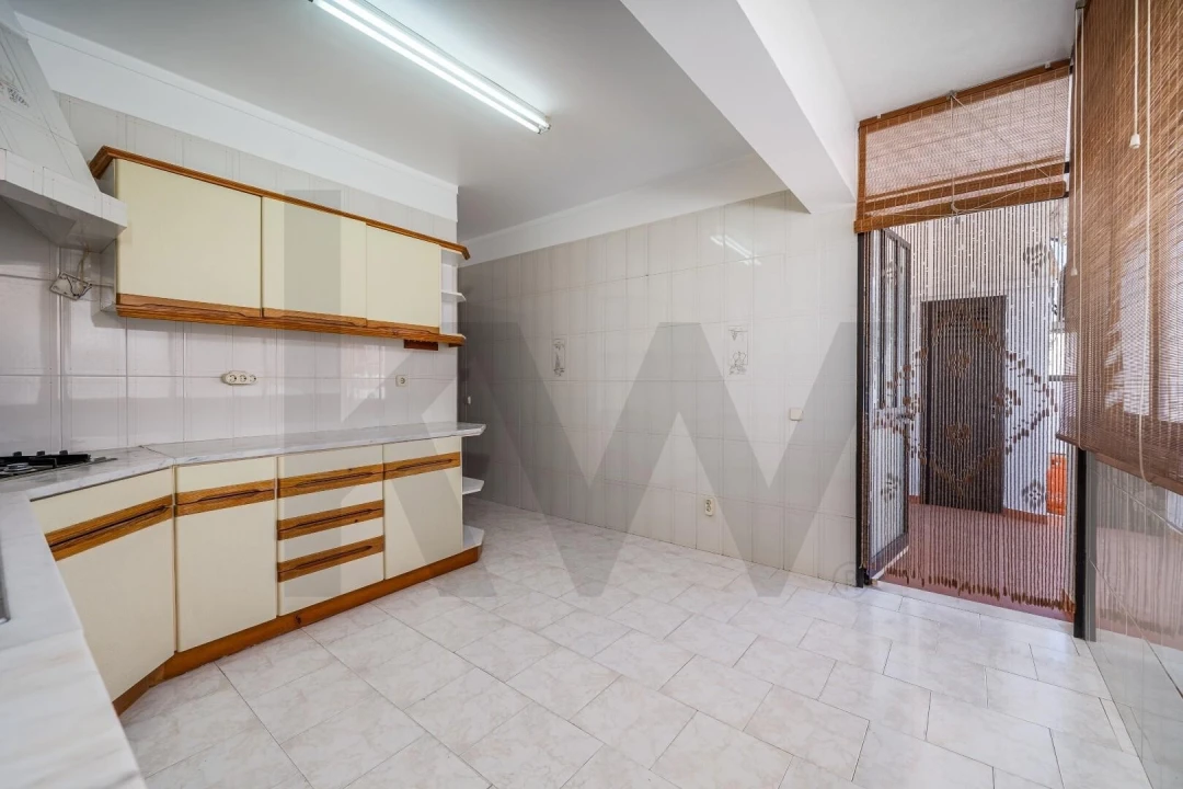 Apartamento T2 para Venda em Portimão Foto 17