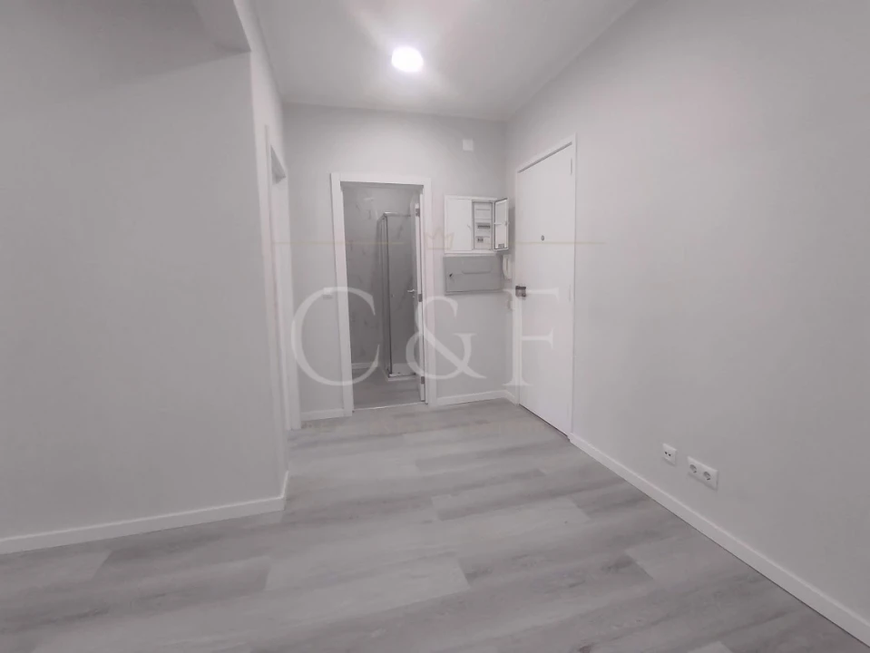 Apartamento T1 para Venda em Venteira Foto 9