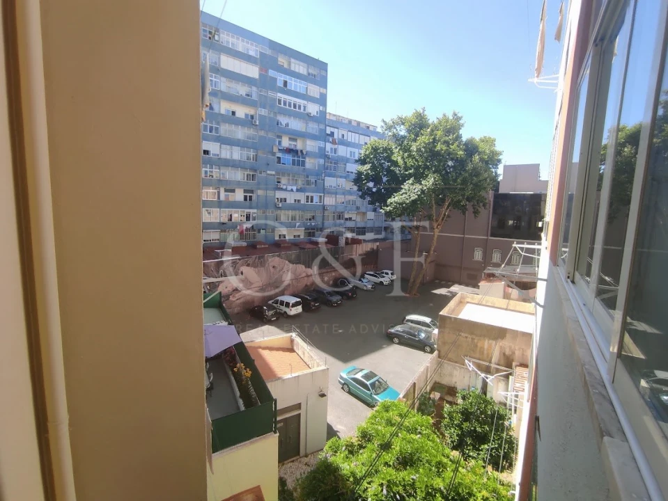 Apartamento T1 para Venda em Venteira Foto 15
