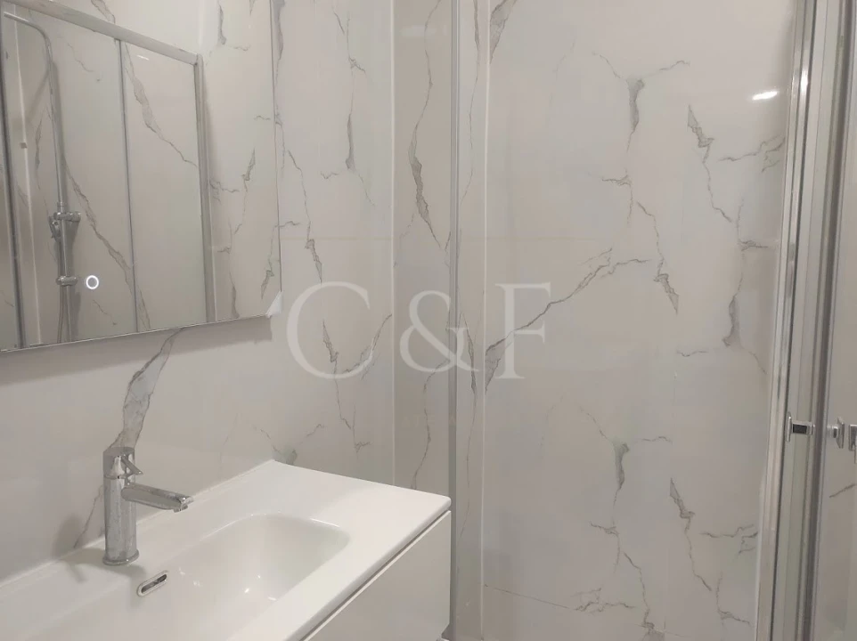 Apartamento T1 para Venda em Venteira Foto 17