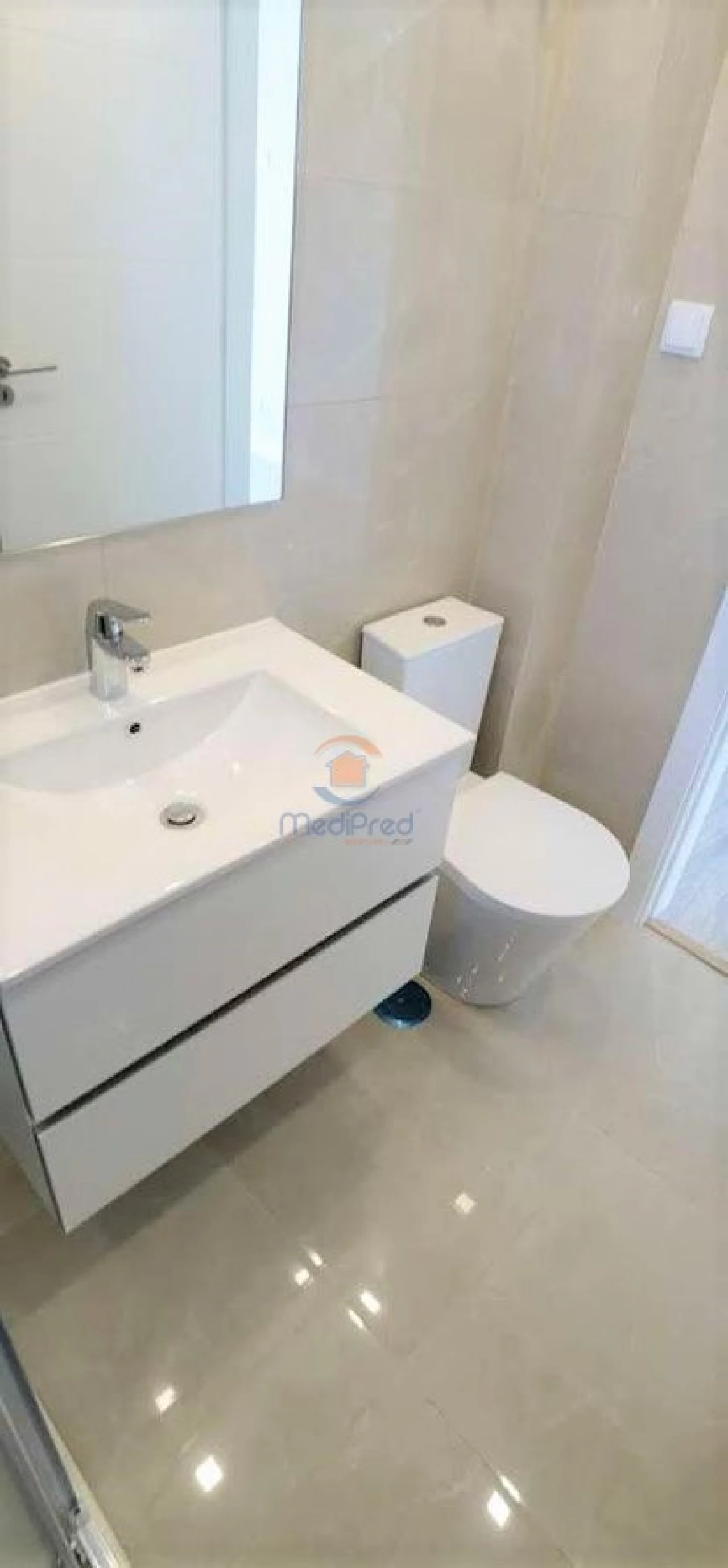 Apartamento T2 para Venda em Ramada e Caneças Foto 18