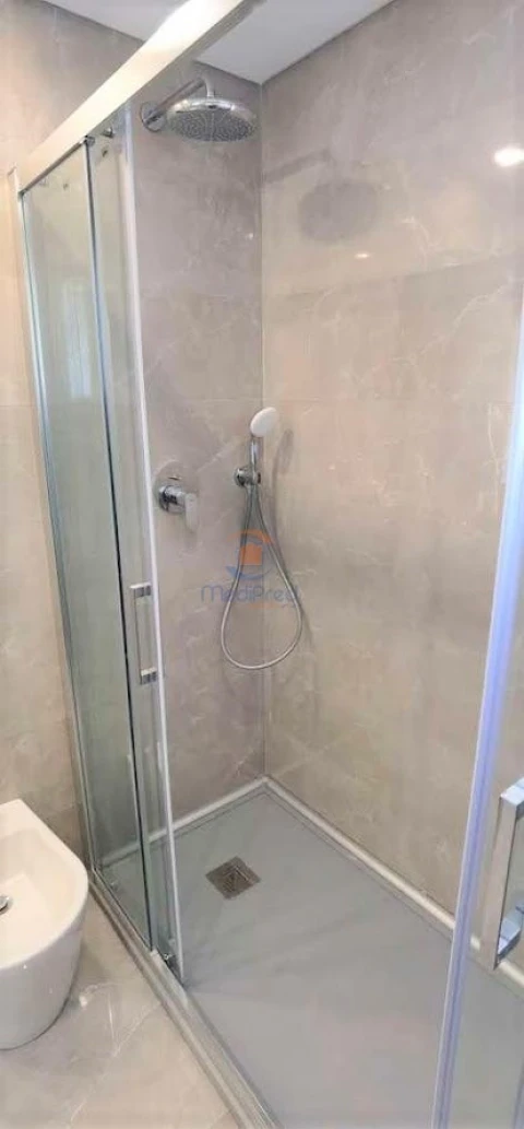 Apartamento T2 para Venda em Ramada e Caneças