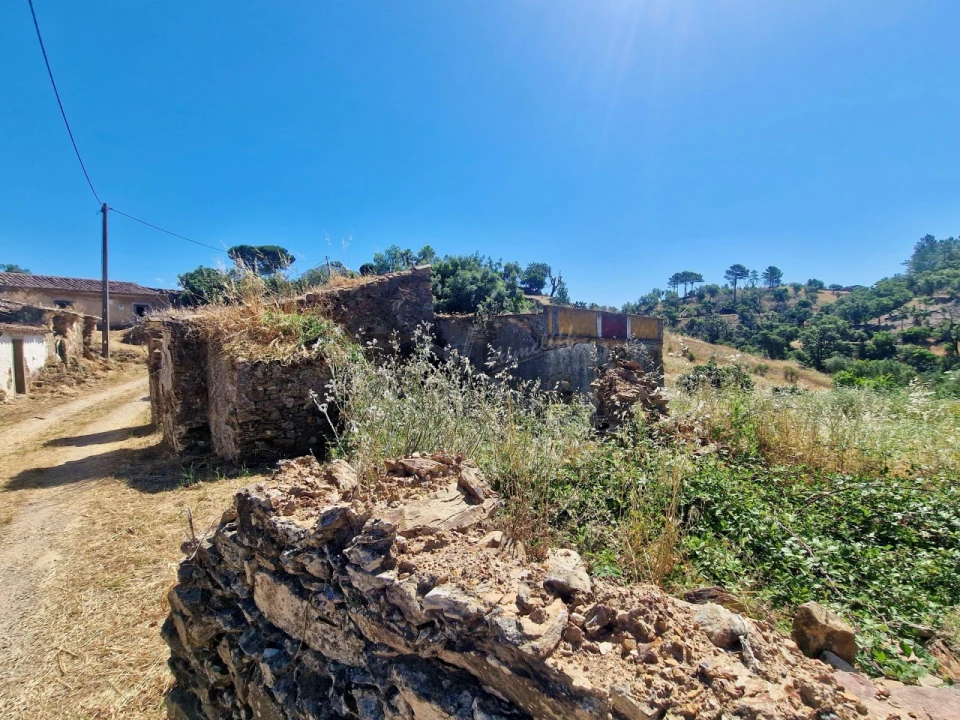 Moradia para Venda em Santa Catarina da Fonte do Bispo Foto 8
