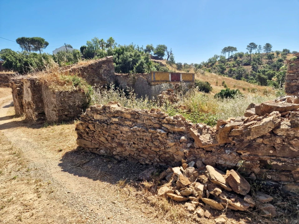 Moradia para Venda em Santa Catarina da Fonte do Bispo Foto 9