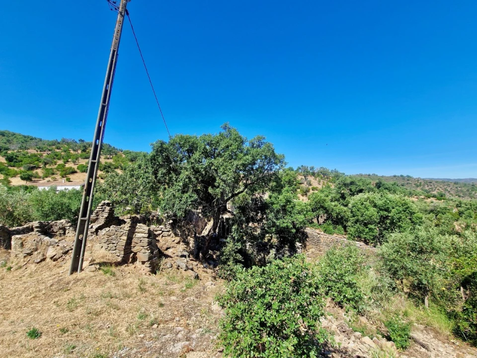 Moradia para Venda em Santa Catarina da Fonte do Bispo Foto 10