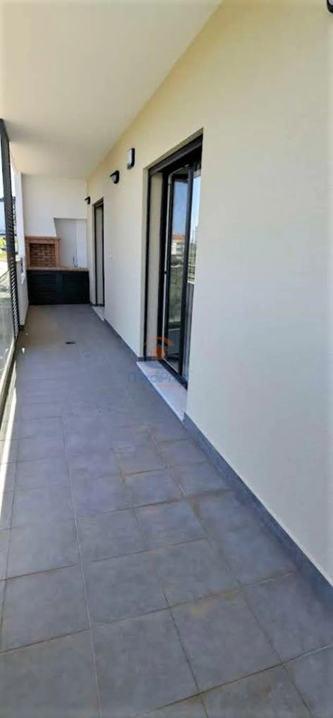 Apartamento T2 para Venda em Ramada e Caneças Foto 4