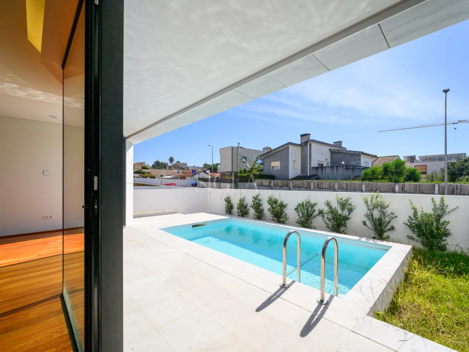 Apartamento T3 para Venda em Canidelo Foto 4