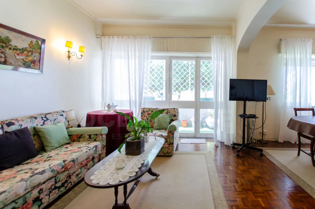 Apartamento T5 para Venda em Oeiras e São Julião da Barra, Paço de Arcos e Caxias Foto 7