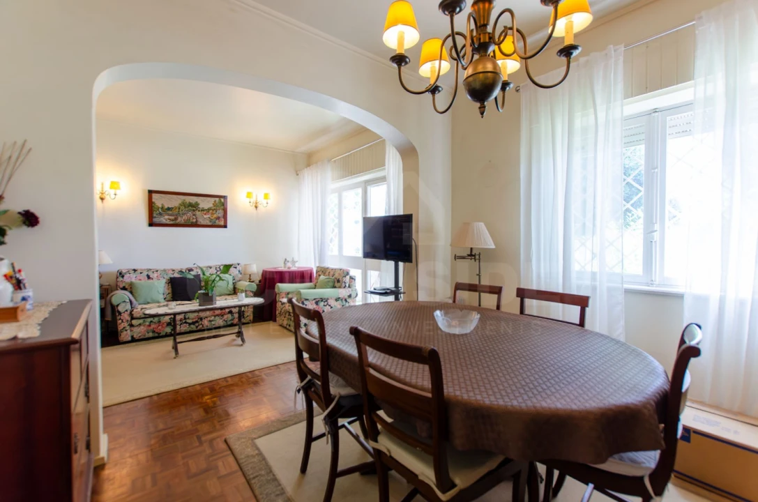 Apartamento T5 para Venda em Oeiras e São Julião da Barra, Paço de Arcos e Caxias Foto 5