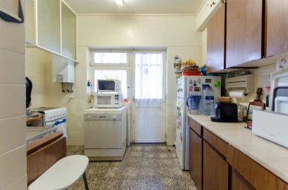 Apartamento T5 para Venda em Oeiras e São Julião da Barra, Paço de Arcos e Caxias