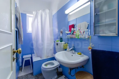 Apartamento T5 para Venda em Oeiras e São Julião da Barra, Paço de Arcos e Caxias