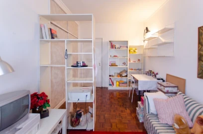 Apartamento T5 para Venda em Oeiras e São Julião da Barra, Paço de Arcos e Caxias