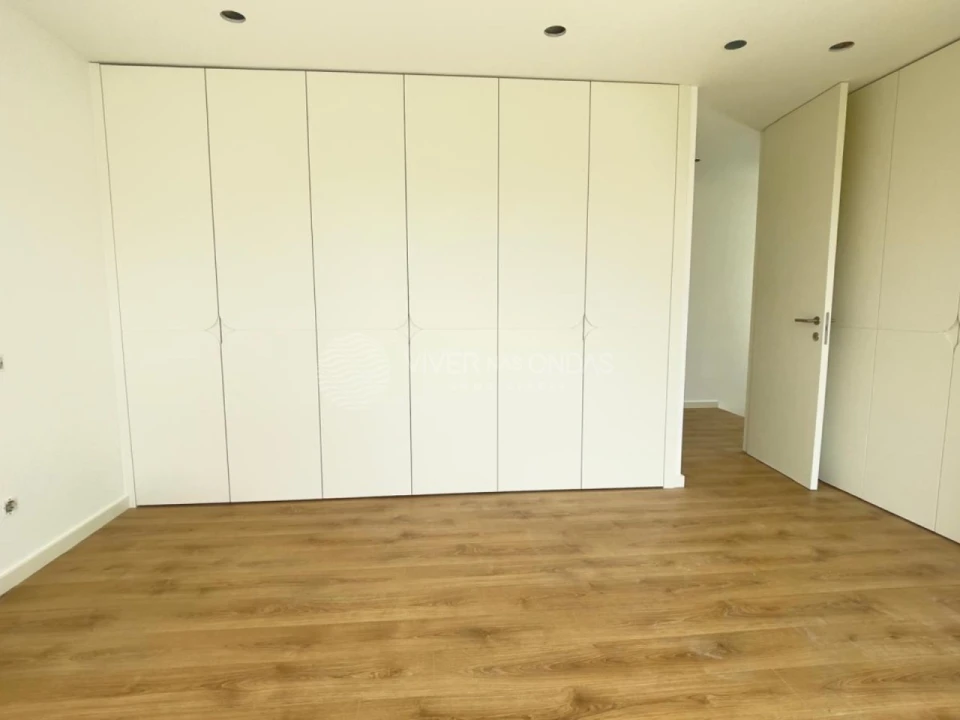 Moradia T3 para Venda em Lage Foto 17