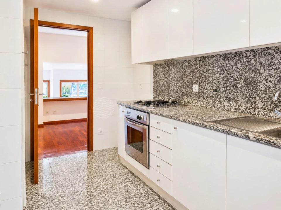 Apartamento T3 para Venda em Cidade da Maia Foto 5