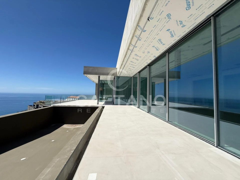 Moradia T3 para Venda em Calheta Foto 1