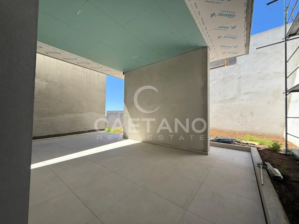 Moradia T3 para Venda em Calheta Foto 14