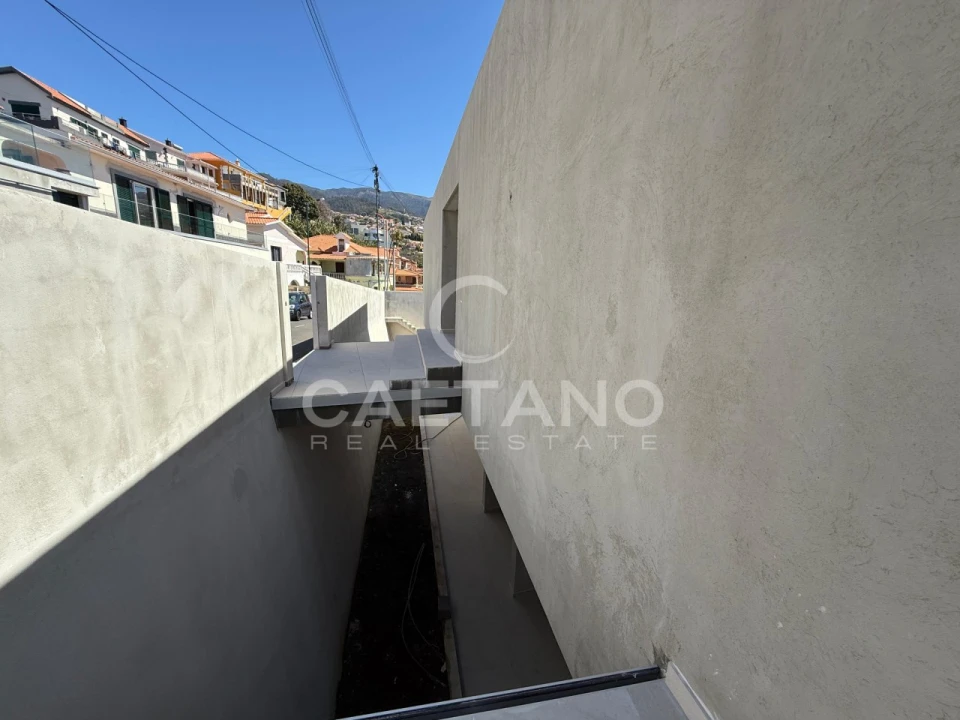 Moradia T3 para Venda em Calheta Foto 15