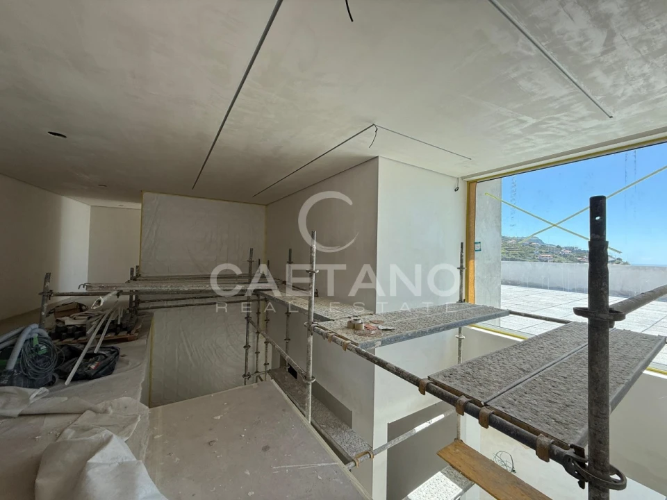 Moradia T3 para Venda em Calheta Foto 31