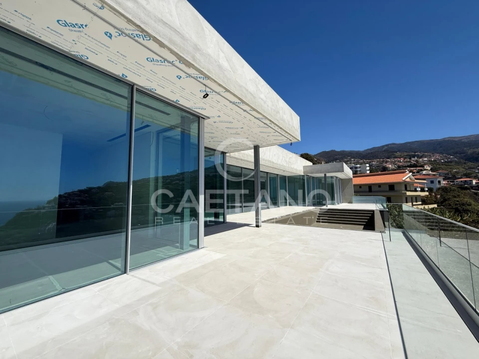 Moradia T3 para Venda em Calheta Foto 34