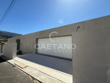 Moradia T3 para Venda em Calheta