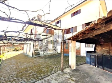 Quinta T5 para Arrendamento em Roriz