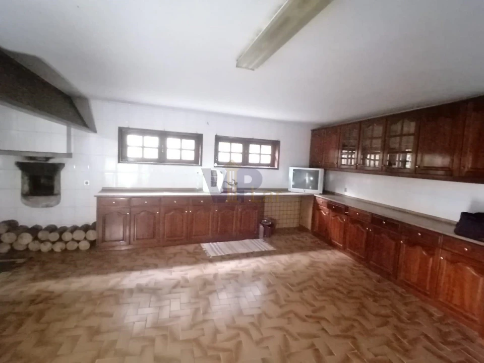 Quinta T5 para Arrendamento em Roriz Foto 18