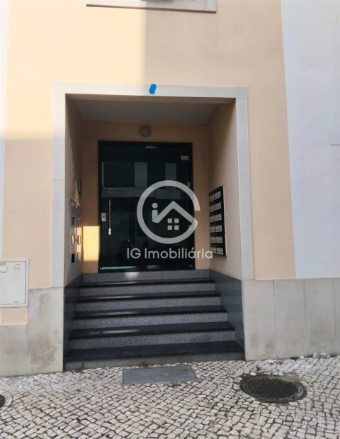 Apartamento T2 para Venda em União das Freguesias de Setúbal