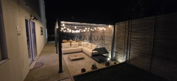 Moradia T7 para Venda em Quarteira