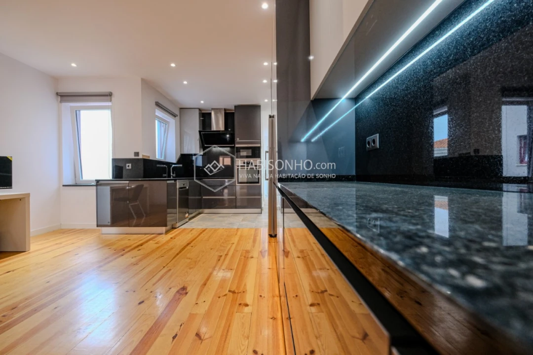 Apartamento T2 para Venda em Bonfim Foto 4