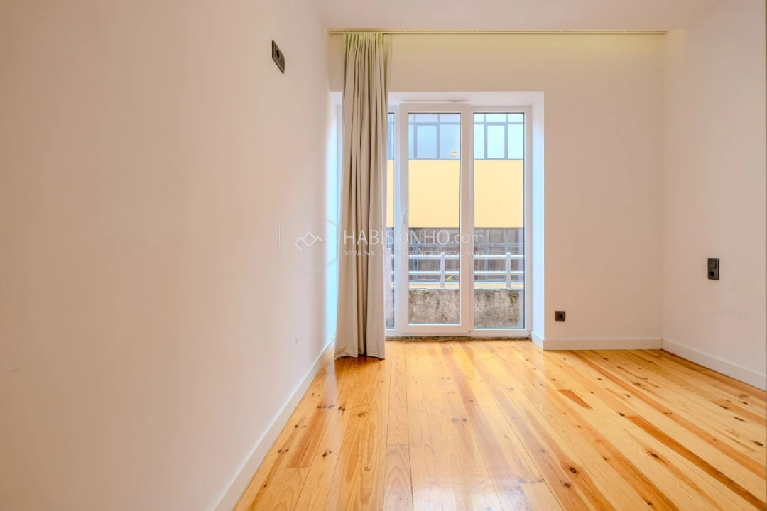 Apartamento T2 para Venda em Bonfim Foto 8