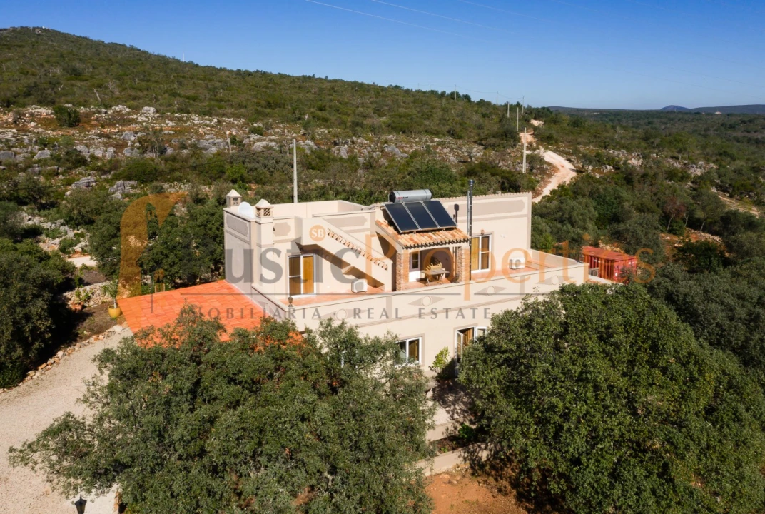 Moradia T3 para Venda em Loule (São Sebastião) Foto 2