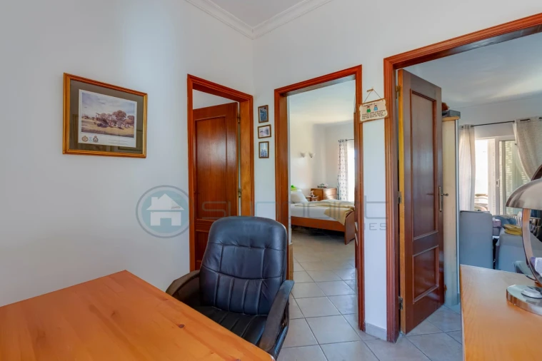 Apartamento T1 para Venda em Luz Foto 8