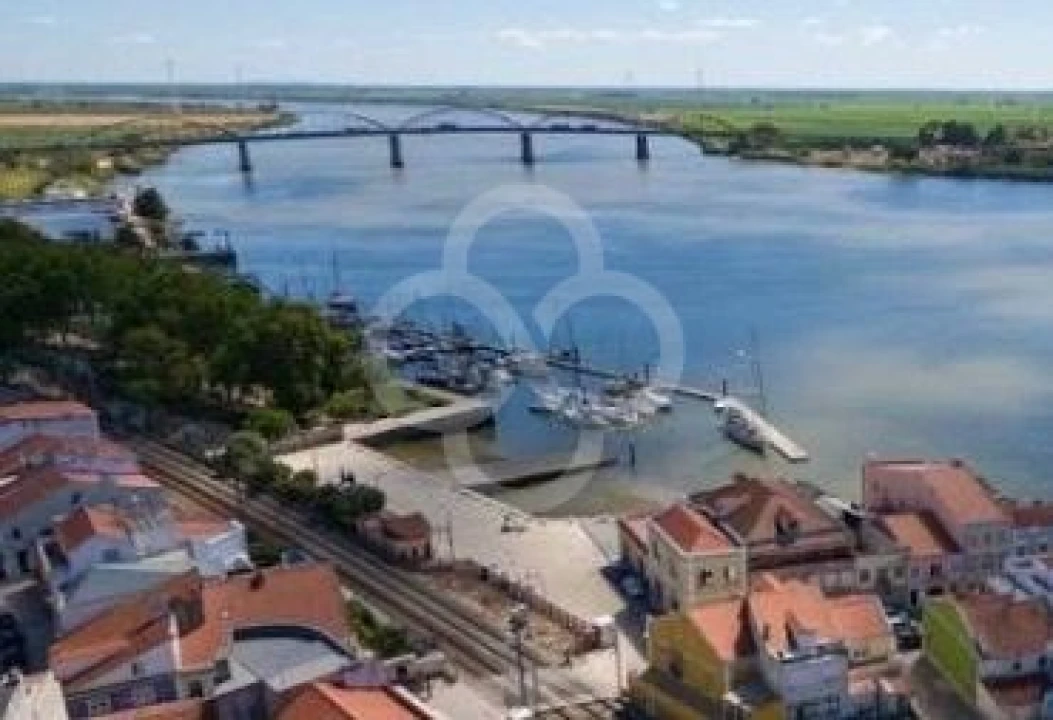 Prédio para Venda em Vila Franca de Xira Foto 15