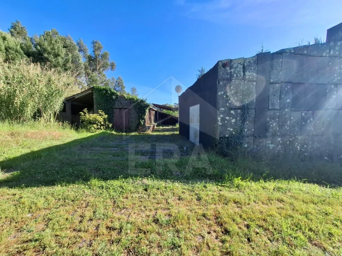Moradia T6 para Venda em Palmeira de Faro e Curvos Foto 4