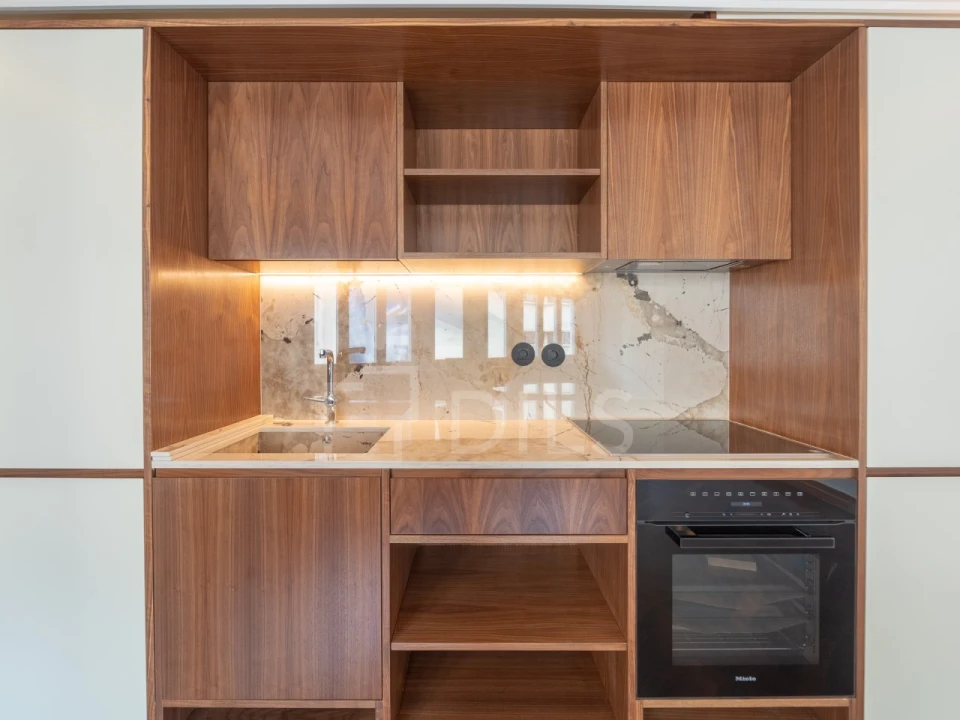 Apartamento T2 para Venda em Cedofeita, Santo Ildefonso, Sé, Miragaia, São Nicolau e Vitória Foto 7
