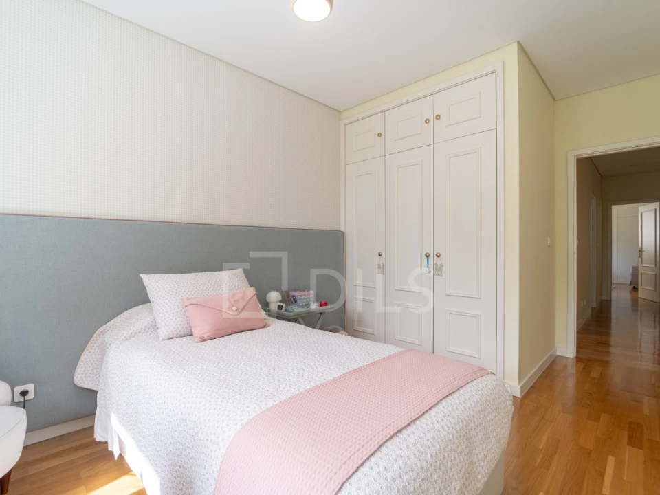 Apartamento T4 para Venda em Aldoar, Foz do Douro e Nevogilde Foto 33