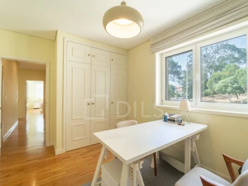 Apartamento T4 para Venda em Aldoar, Foz do Douro e Nevogilde