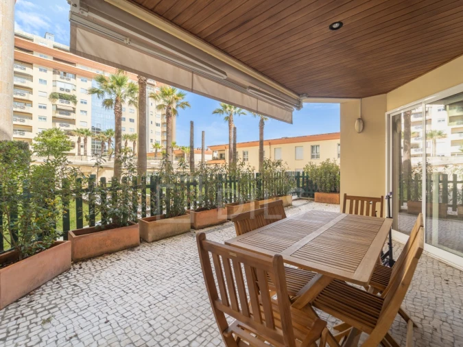 Apartamento T4 para Venda em Aldoar, Foz do Douro e Nevogilde Foto 17