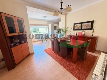 Moradia T3 para Venda em Asseiceira