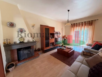 Moradia T3 para Venda em Asseiceira