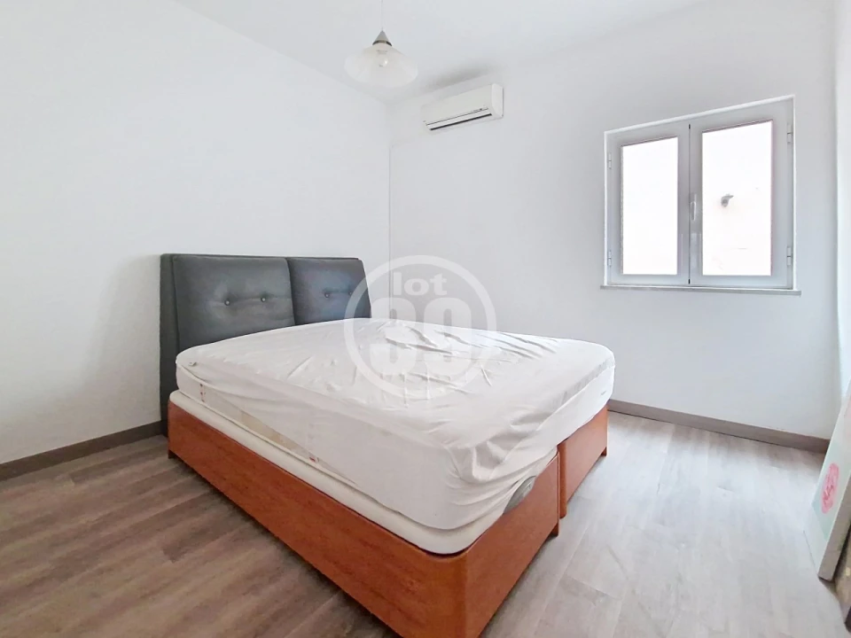 Apartamento T2 para Venda em Albufeira e Olhos de Água Foto 14