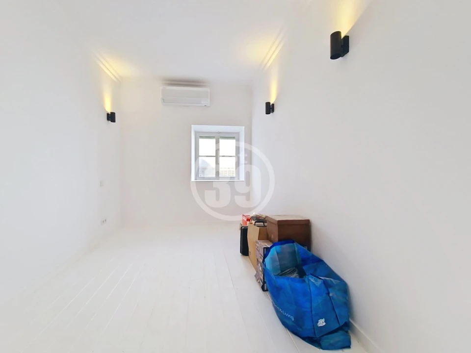 Moradia T4 para Venda em Albufeira e Olhos de Água Foto 18
